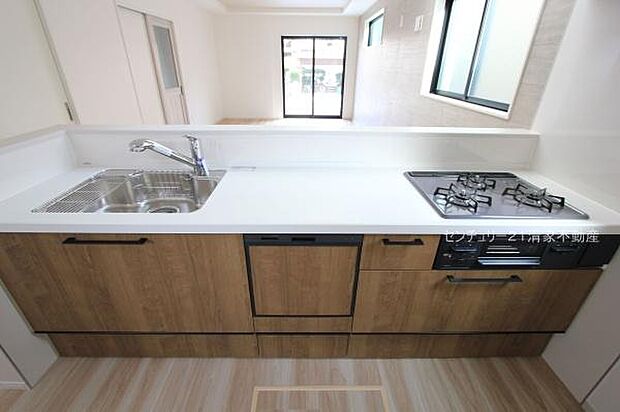 忙しい奥様に嬉しい食洗機完備！(2026年02月撮影)