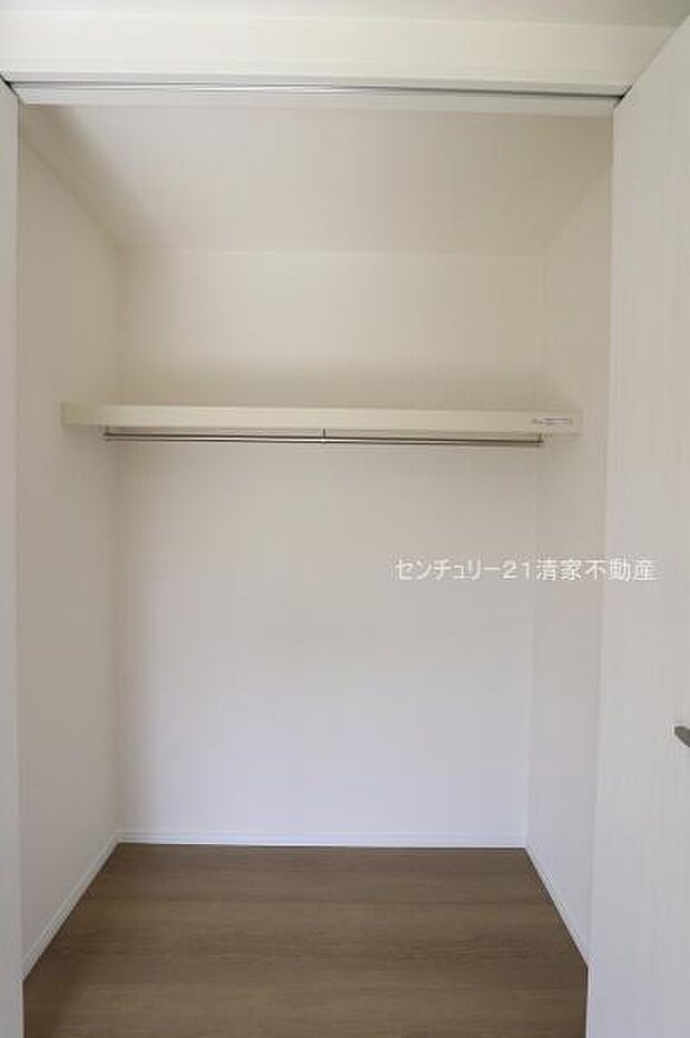 たっぷり収納のクローゼット!(2026年03月撮影)