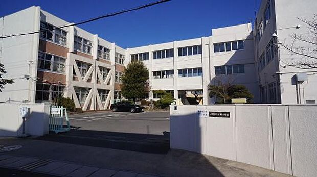 米野小学校まで1200m、米野小学校まで1200m(徒歩約15分)