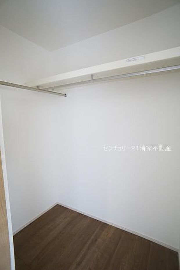 1号棟:収納力のあるウォークインクローゼット!(2026年09月撮影)