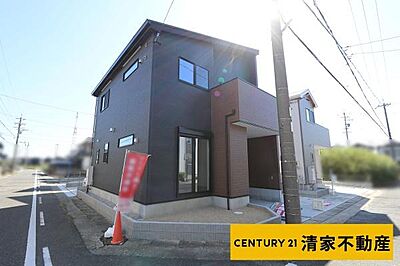 外観:1号棟:角地で日当たり良好!(2026年10月撮影) 外観:1号棟:角地で日当たり良好!(2026年10月撮影)