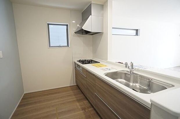 1号棟:家族との会話が弾む対面式キッチン!(2026年07月撮影)