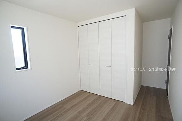 2号棟:子供部屋にも嬉しい全居室収納スペース(2026年07月撮影)