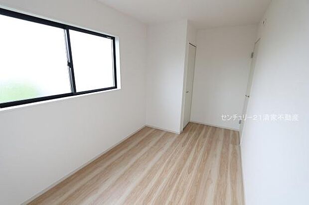 1号棟：子供部屋にも嬉しい全居室収納スペース(2026年08月撮影)