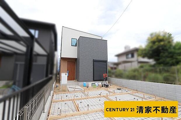 3号棟:駐車スペース2台分あり!(2026年08月撮影)