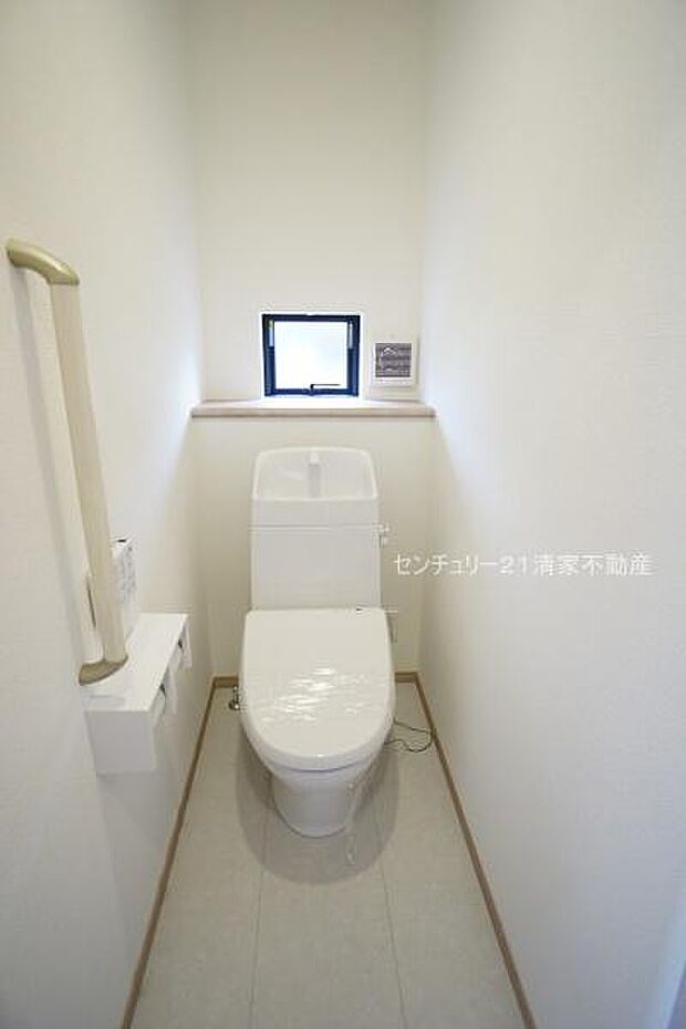 手すりがついているため、ご年配の方も安心(2026年08月撮影)