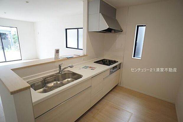 2号棟：シンプルで使いやすいキッチンです(2026年06月撮影)