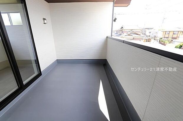 広々バルコニーでお洗濯ラクラク(2026年08月撮影)