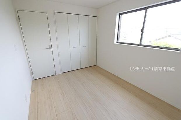 2号棟:子供部屋にも嬉しい全居室収納スペース(2026年09月撮影)