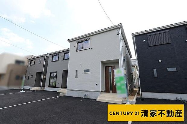 2号棟:駐車スペース2台分あり!(2026年09月撮影)