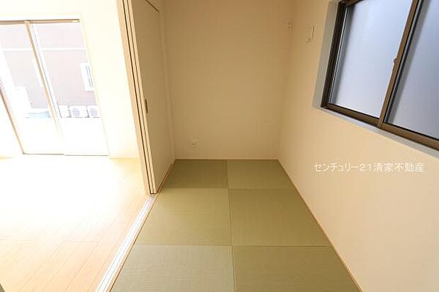 2号棟:そのまま横になれる和室で一休みに最適!(2026年09月撮影)