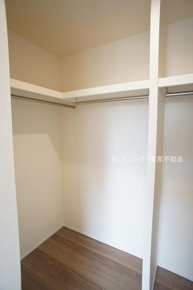 3号棟:収納力のあるウォークインクローゼット!(2026年07月撮影)