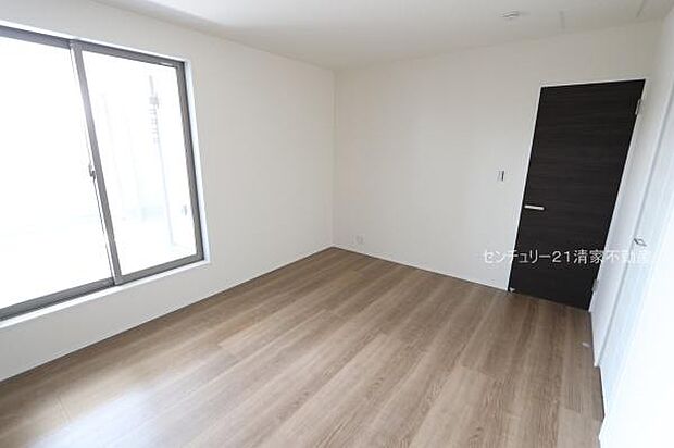 4号棟：子供部屋にも嬉しい全居室収納スペース(2026年09月撮影)