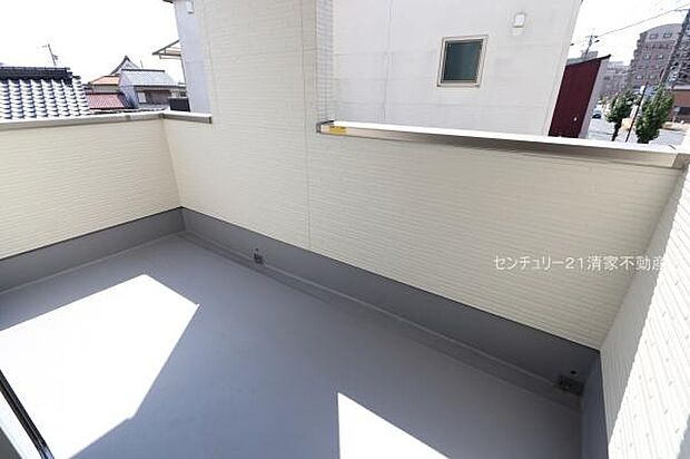 広々バルコニーでお洗濯ラクラク(2026年09月撮影)