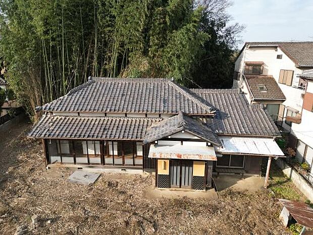 閑静な住宅街で落ち着いた暮らし!日当たり良好で、開放感ある暮らしが叶います!更地渡しです!