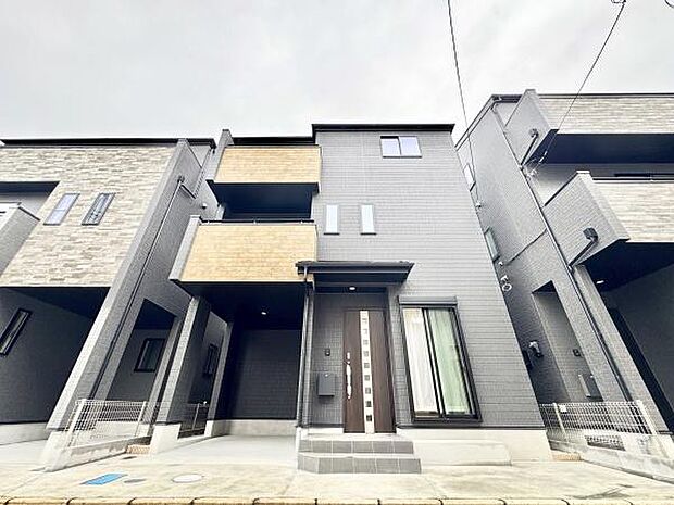 閑静な住宅街で落ち着いた暮らし!車通りが少なく駐車もしやすいです!