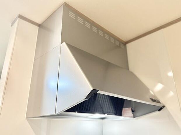 掃除も楽な薄型レンジフード