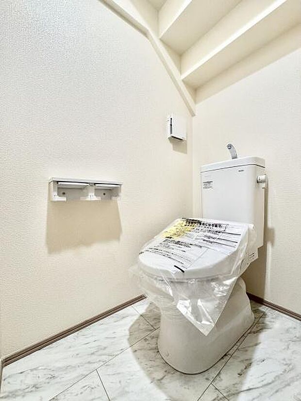 トイレは1階と2階にあります！いつでも快適に使える温水洗浄便座を設置！