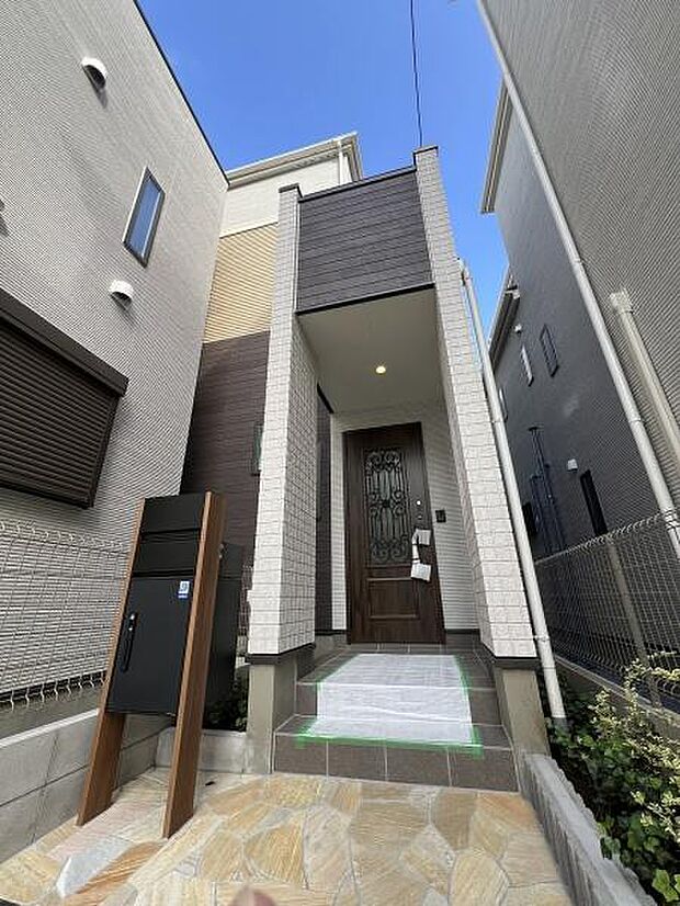 全8棟！モダンな家並み！あったらいいなが標準装備！