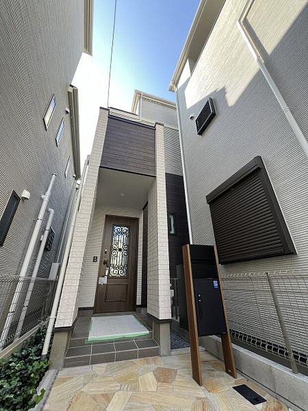 全8棟!モダンな家並み!あったらいいなが標準装備!