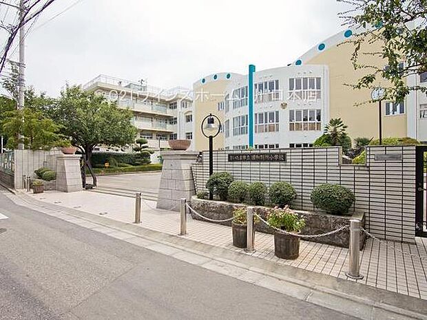 さいたま市立浦和別所小学校まで1500m