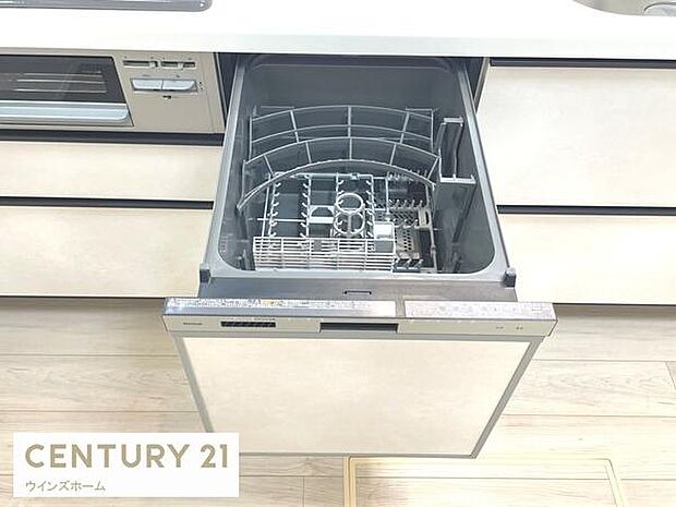 ビルトイン食洗機付きのシステムキッチンで家事の負担を軽減、忙しいパパママをサポートします!