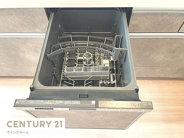 ビルトイン食洗機付きのシステムキッチンで家事の負担を軽減、忙しいパパママをサポートします!