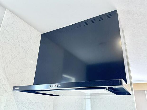 掃除も楽な薄型レンジフード