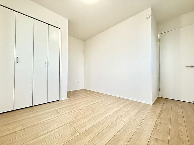 飽きのこないバランスの取れた配色はインテリアの配置もしやすく模様替えも楽しめそうですね!