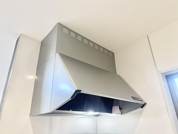 掃除も楽な薄型レンジフード