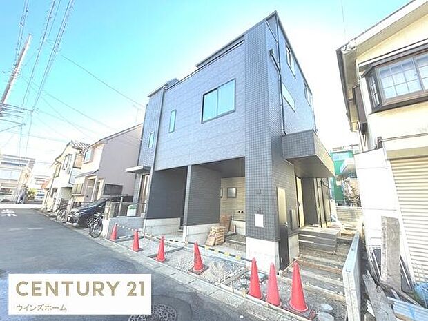 前面道路は北側4ｍ。小学校まで徒歩3分と至近！お子様の通学も安心です！