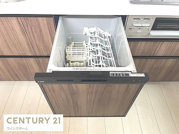 ビルトイン食洗機付きのシステムキッチンで家事の負担を軽減、忙しいパパママをサポートします！