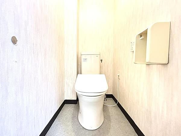 トイレを拡大表示