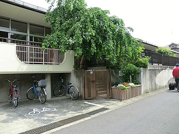 オランジェ分園SPROUTまで1087m