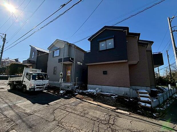 マイホームを持つ幸せを存分に感じる陽当たり、開放感。流行に左右されず、将来にわたって価値が継続する「上質」な佇まいです。