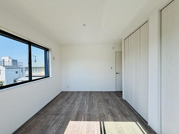 ご趣味のお部屋としても使える広さの洋室です。