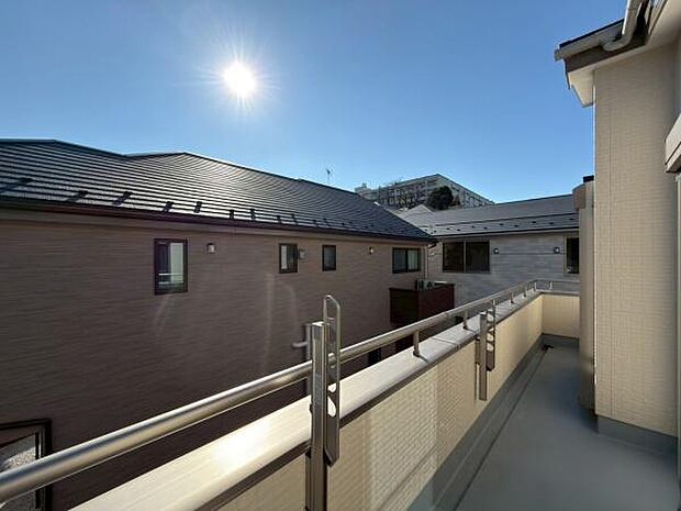 バルコニーからの眺望です。