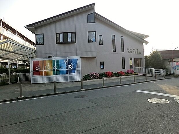 あかね幼稚園まで529m