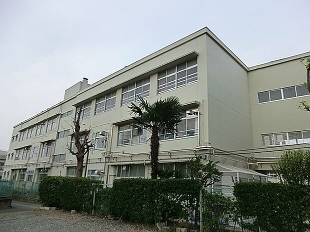 横浜市立豊田小学校まで820m
