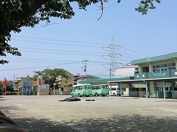 名瀬幼稚園まで351m