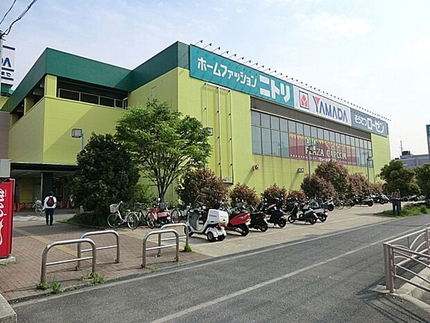 ヤマダ電機テックランド磯子店まで1891m