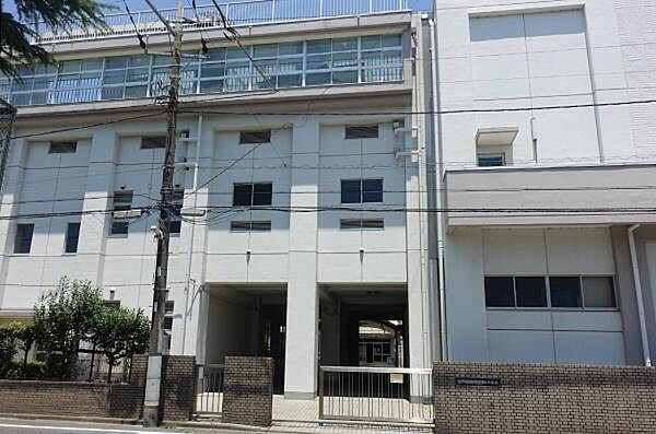 江戸川区立小岩第三中学校まで559m、江戸川区立小岩第三中学校まで徒歩9分
