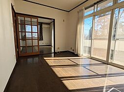 元八王子町1丁目中古戸建 4DKのリビング/ダイニング