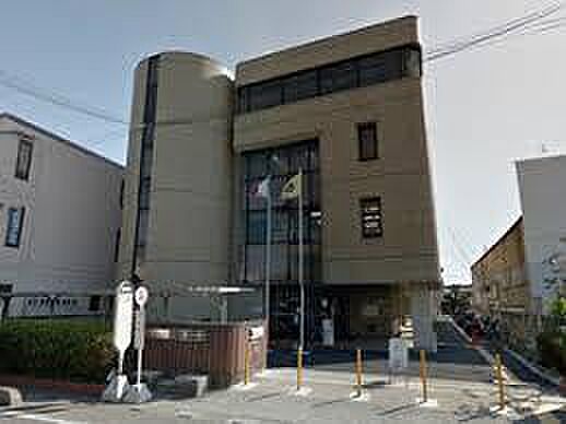 川口市立鳩ヶ谷図書館まで520m