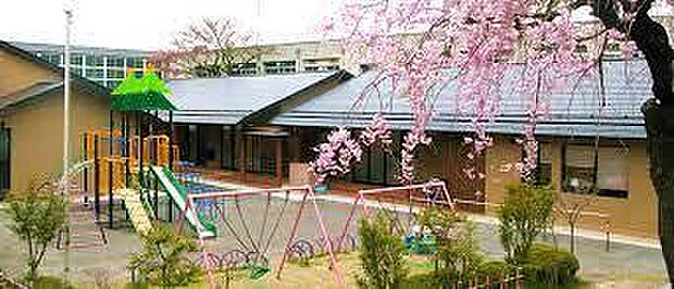 清月幼稚園まで447m