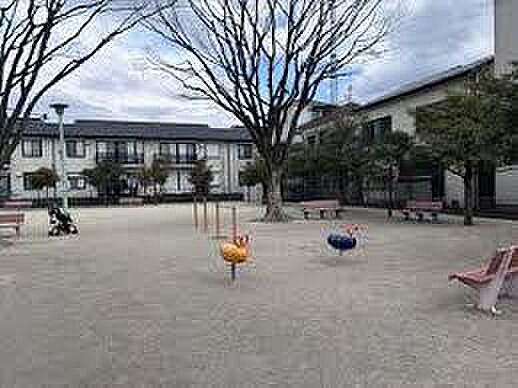 芝富士2丁目公園まで145m