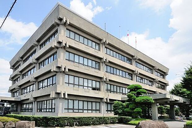 蕨市役所まで700m