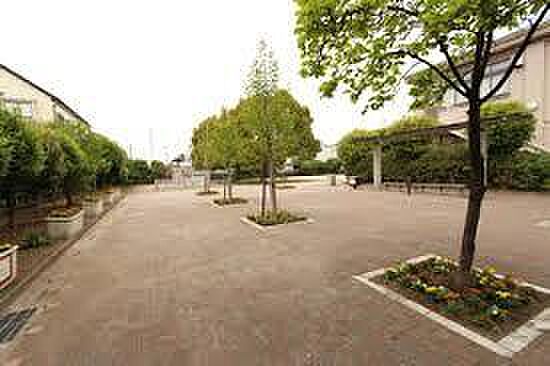 赤山児童公園まで140m