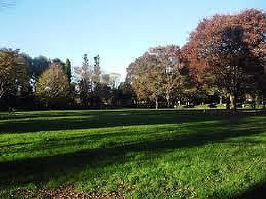 川口自然公園まで835m