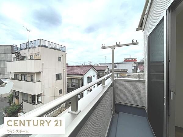天気の良い日は洗濯物はカラッと乾かせます！